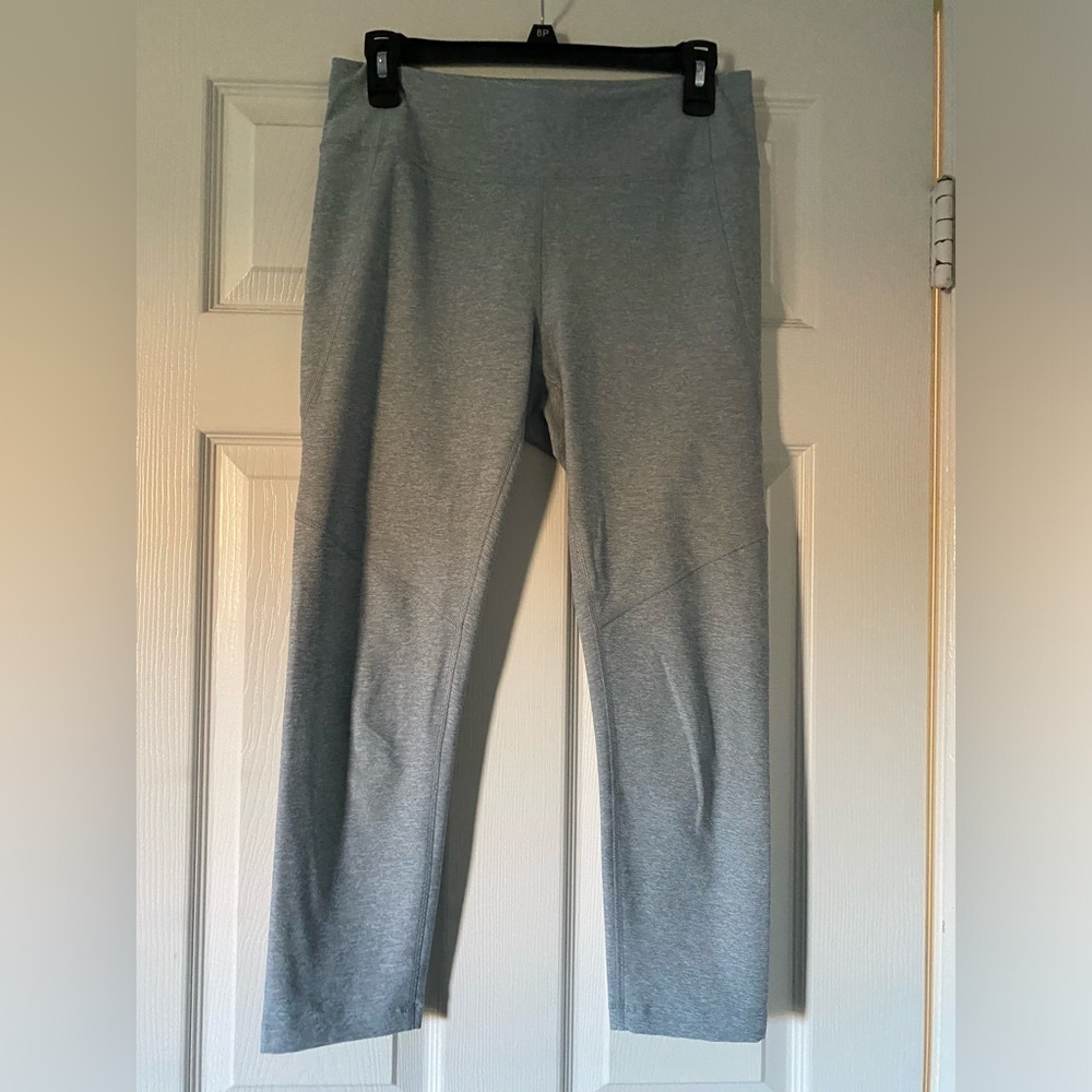 Outdoor Voices Warmup 7/8 High Rise Ankle Gym Workout Leggings Size‎ Large